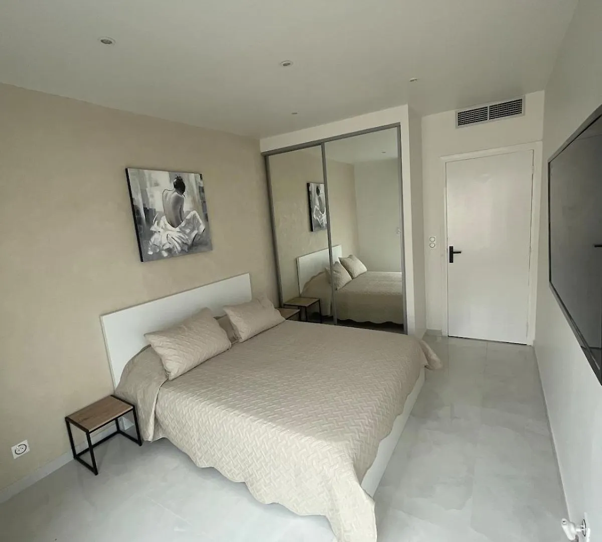 Sea View Apartment 케인즈수르메르