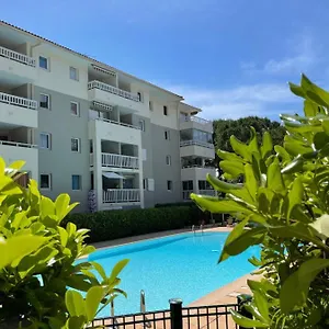  Appartement Avec Piscine Privée